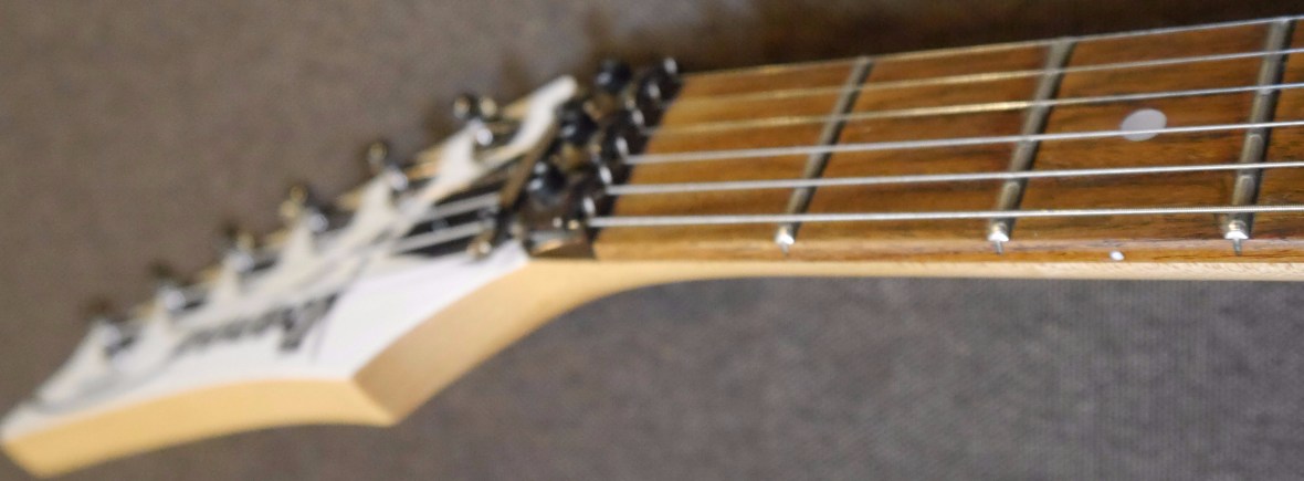 Guitar - PiecBerg Studio, we compose, we record, we mix an master